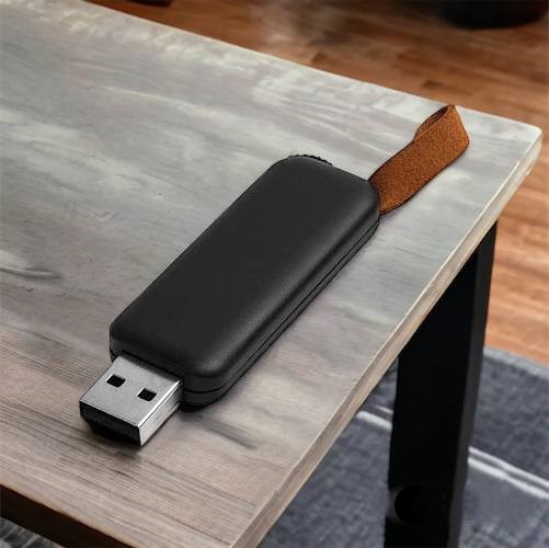 Флешка "Gear Soft" 32 Гб, черная, оснащена выдвижным механизмом